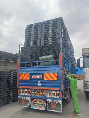 Warehouse Storage Solution - Plastic Pallets