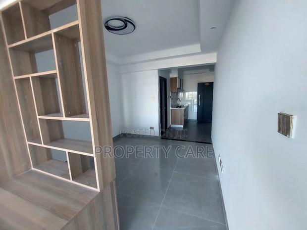 Studio Apartment in Valley Arcade for rent - thumbnail 6