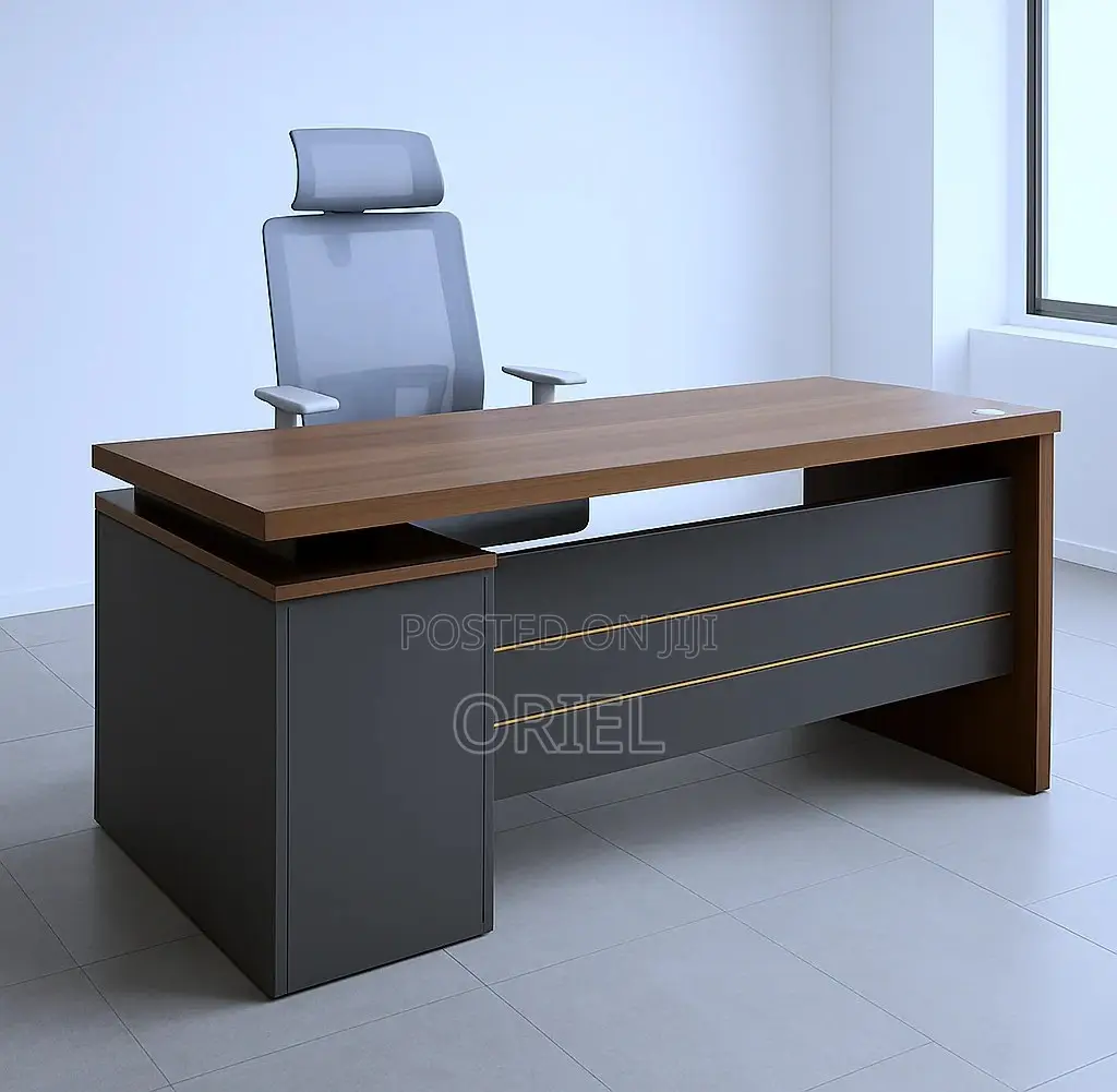 Modern Office Desk : 1.4m Office Staff Desk