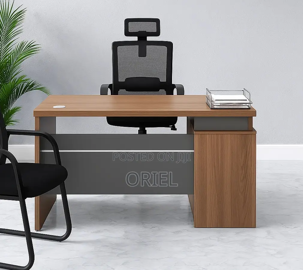 Modern Office Desk : 1.4m Office Staff Desk