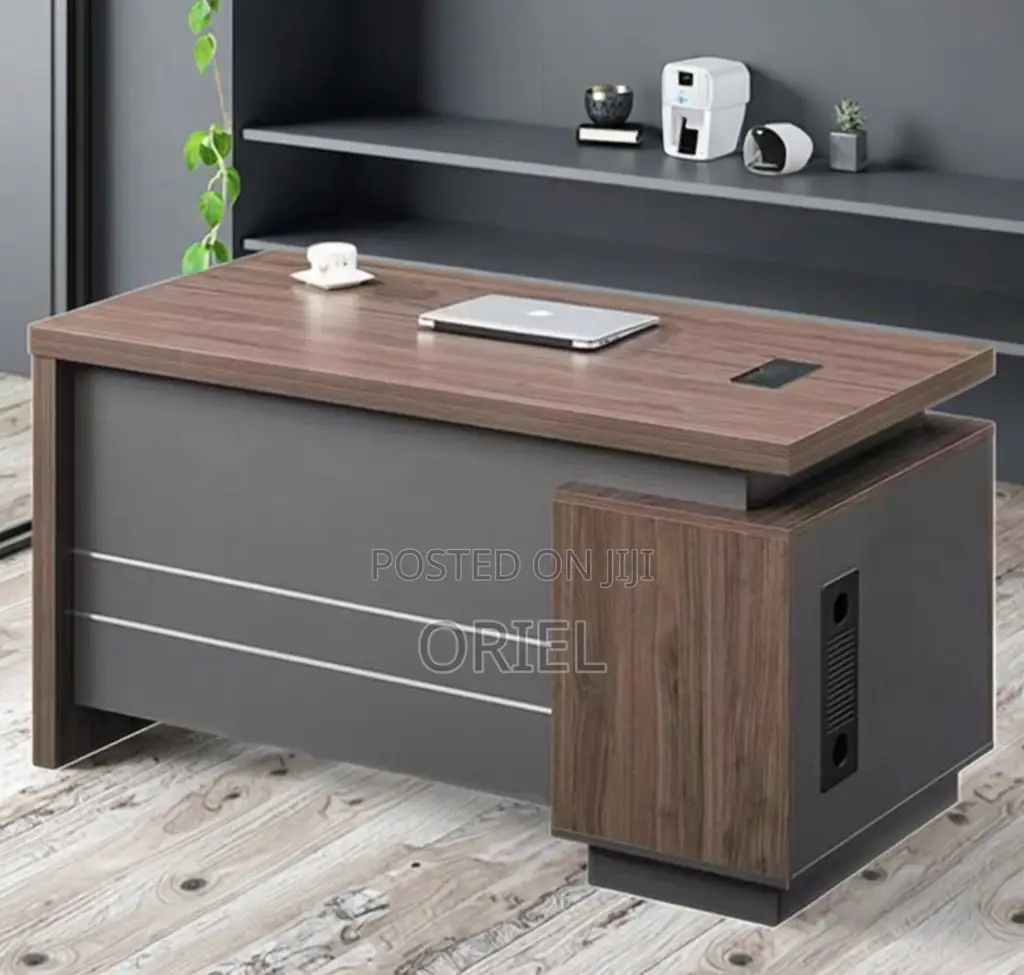 Modern Office Desk : 1.4m Office Staff Desk