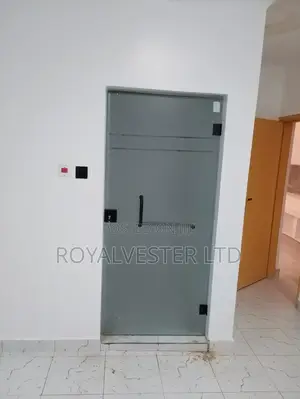 Frameless Tempered Shower Door