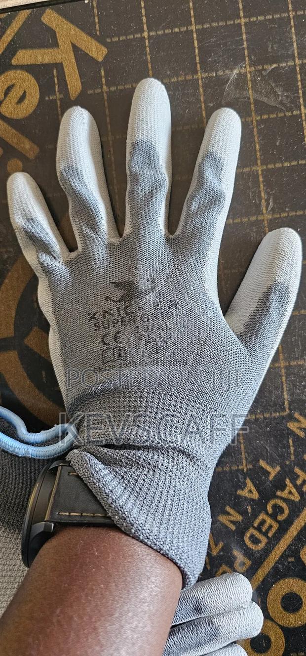Nitrile Dipped Working Gloves - thumbnail 2