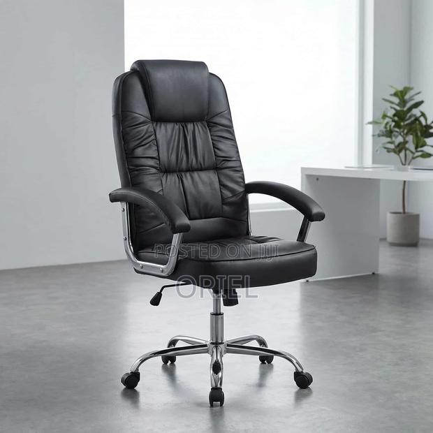 Black Pu Leather Executive Office Chair - thumbnail 2