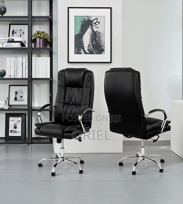 Black Pu Leather Executive Office Chair - thumbnail 5