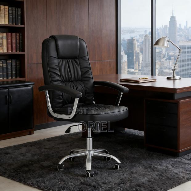 Black Pu Leather Executive Office Chair - thumbnail 6