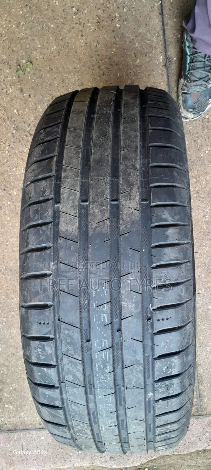 235 55r17 Dovroad
