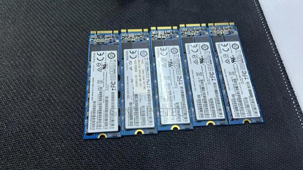 Toshiba 256gb Nvme and M.2 SSD