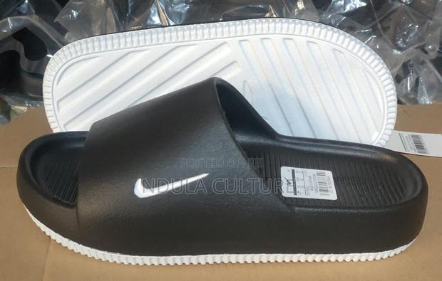 Nike Slides - thumbnail 2