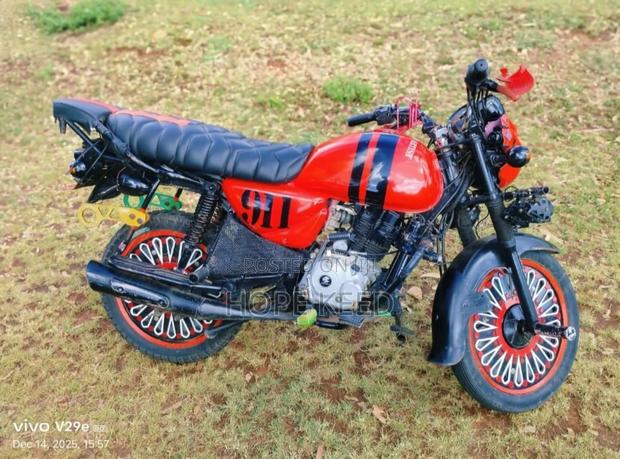 Bajaj Boxer 2023 Red - thumbnail 4