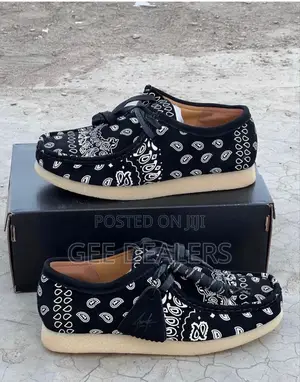 Clarks X Goretex Supreme
, Camouflage Clarks Casual Shoes