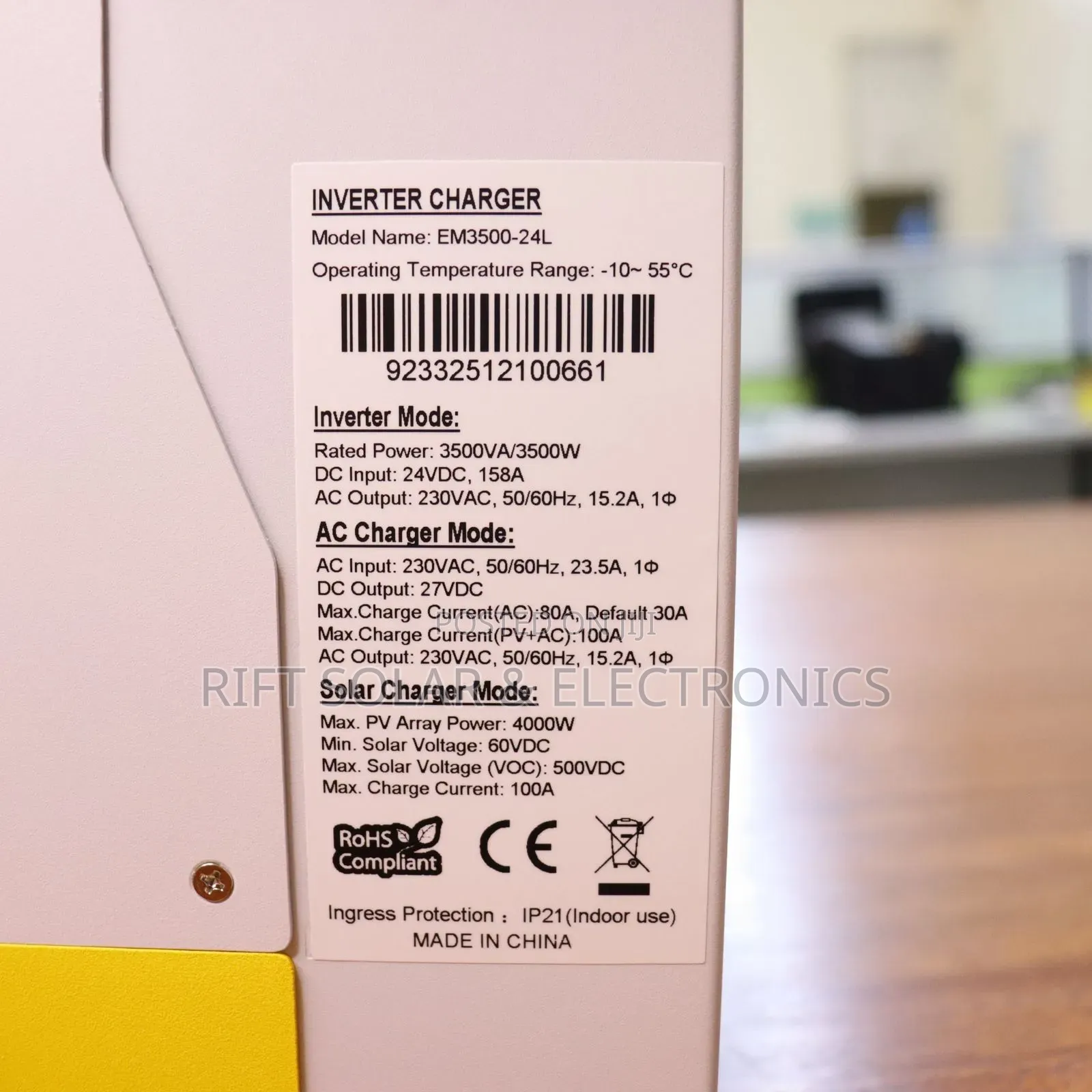 3.5kva - 24v New Model Yachu Hybrid Solar Inverter 100a MPPT