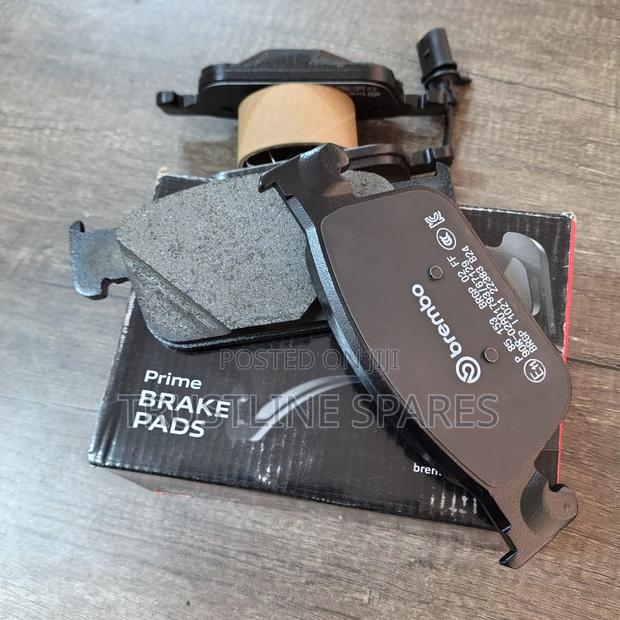 Brembo Front Brake Pads for Audi A4 A5 – Multi Fit Set