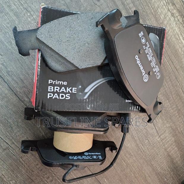 Brembo Front Brake Pads for Audi A4 A5 – Multi Fit Set - thumbnail 2
