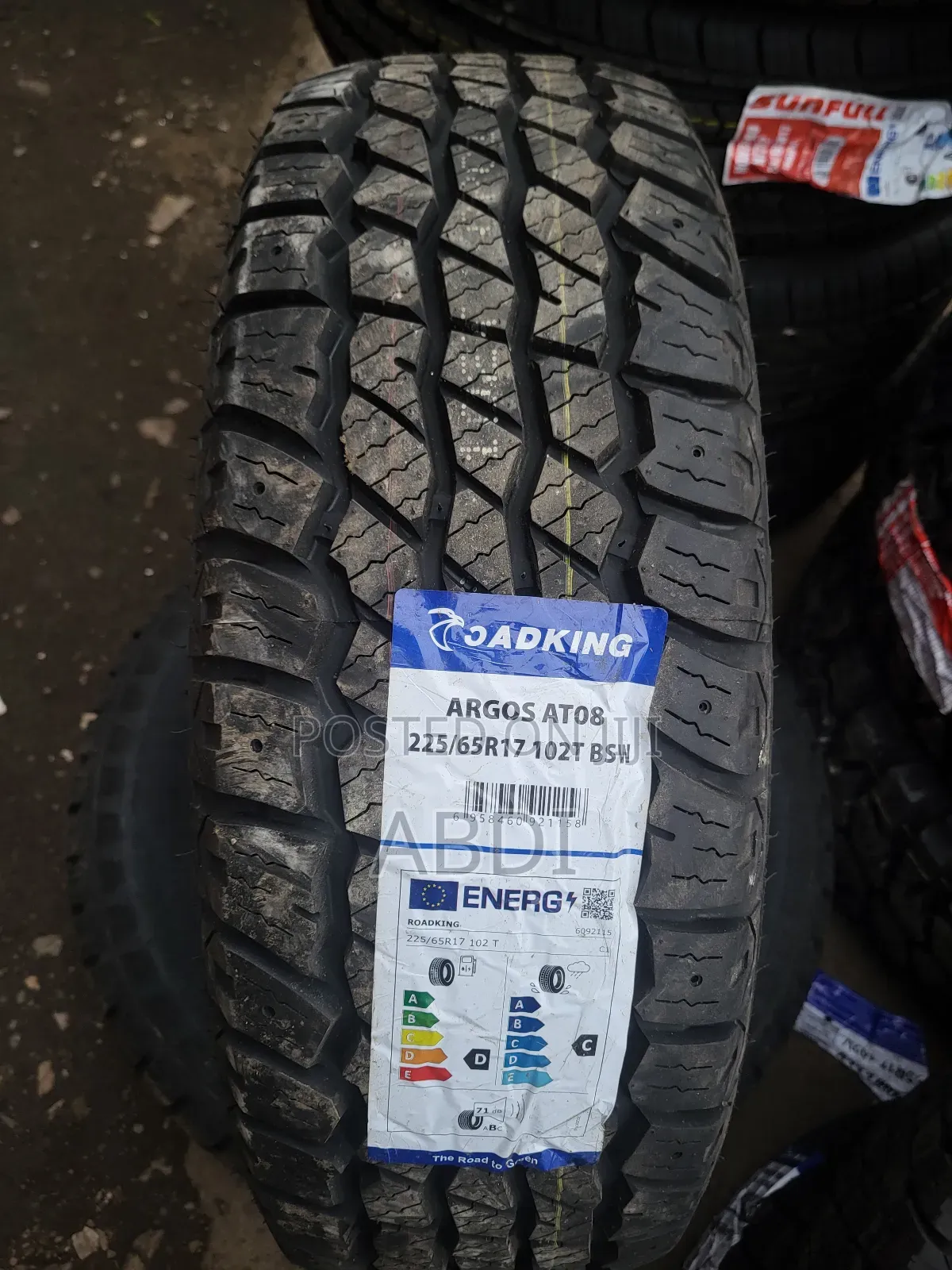 225/65r17 Road King