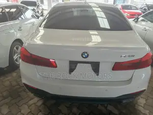 BMW 523i 2019 White
