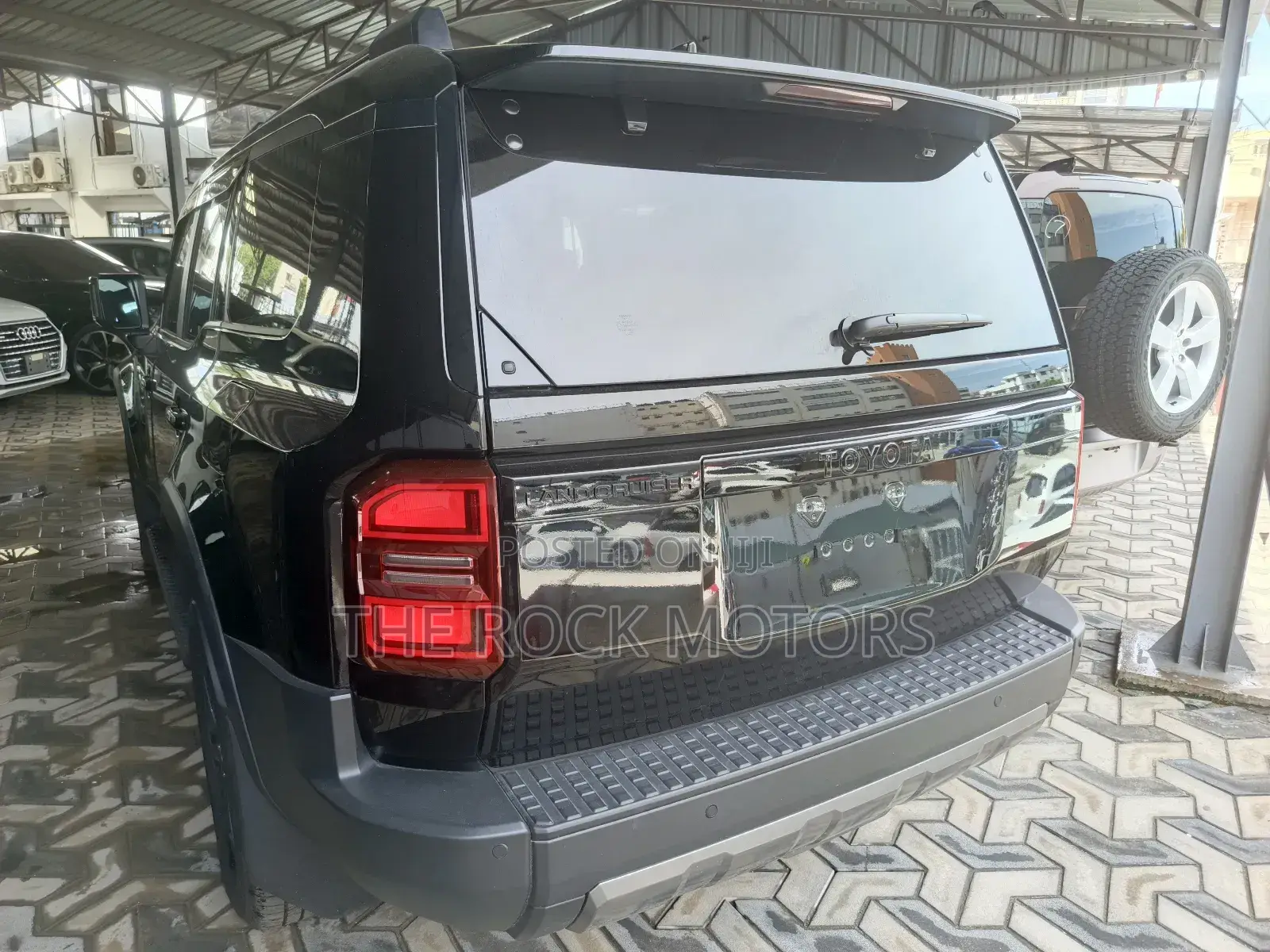 Toyota Land Cruiser Prado 2024 Black