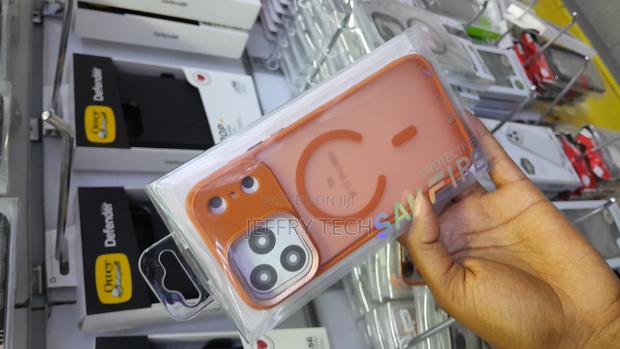 Tocol Magnetic iPhone 17 Pro Max Transluscent Matte Case-Orange - thumbnail 3