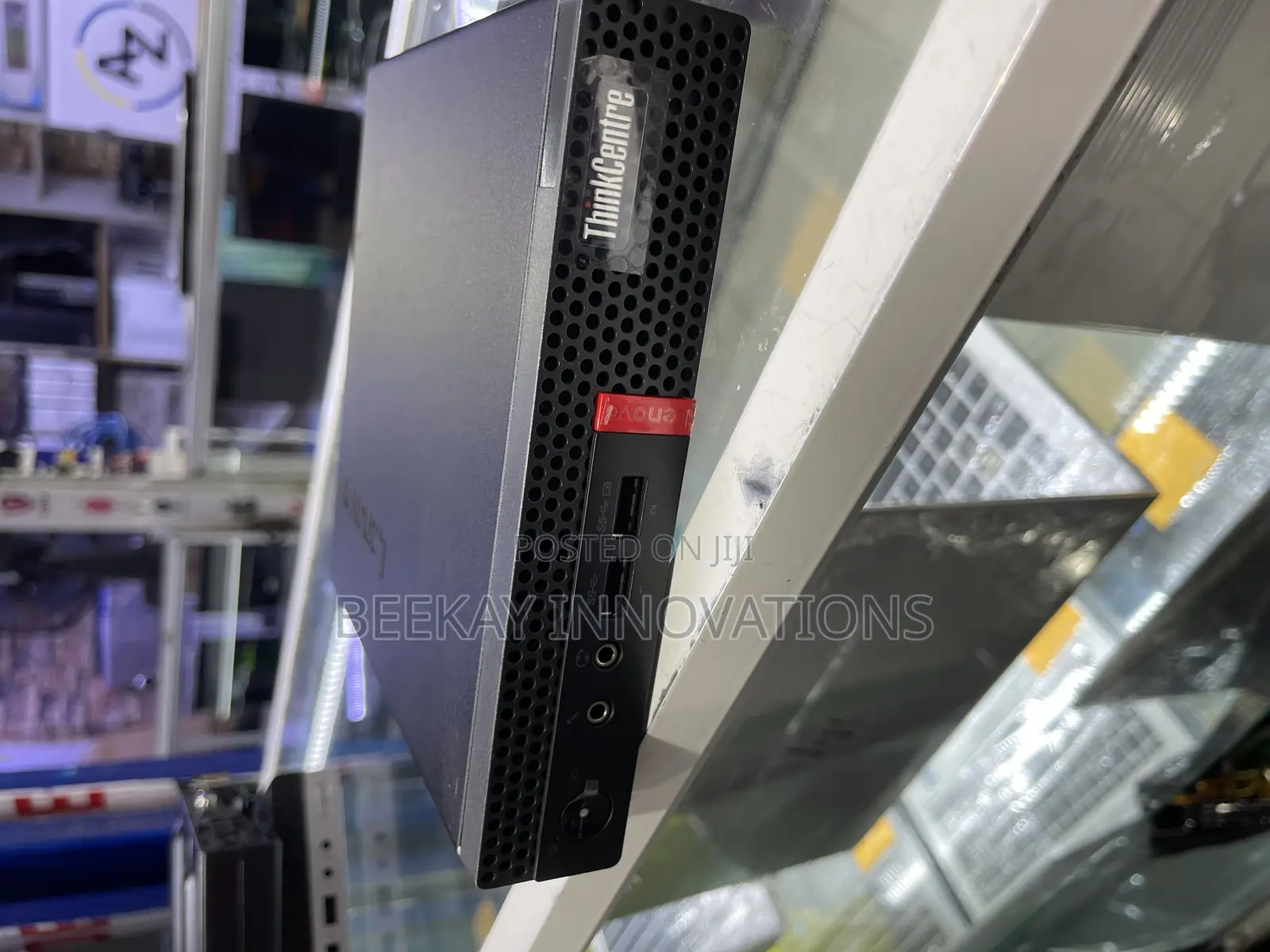 Lenovo ThinkCentre M625 Tiny 8GB Intel Core i5 SSD 256GB
