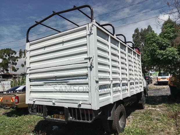 Mitsubishi Canter - thumbnail 6