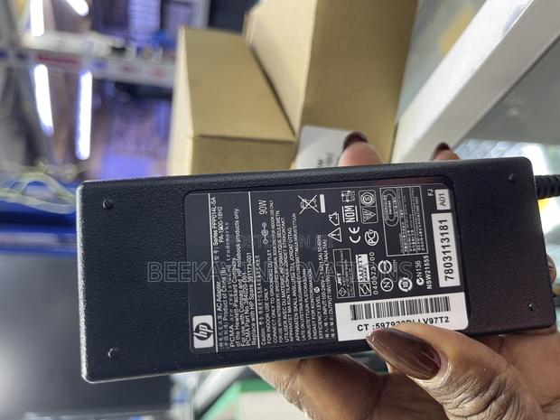 Laptop Adaptors - thumbnail 3