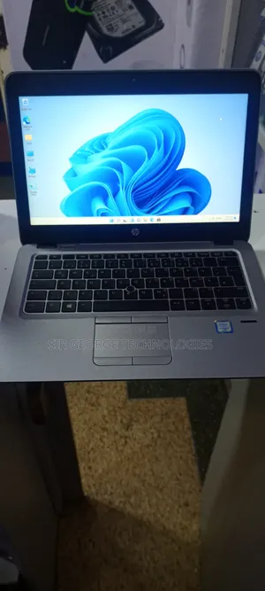 Laptop HP EliteBook 820 G4 8GB Intel Core i5 SSD 256GB