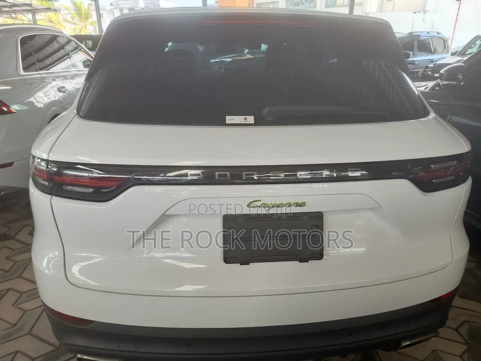 Porsche Cayenne 2019 White