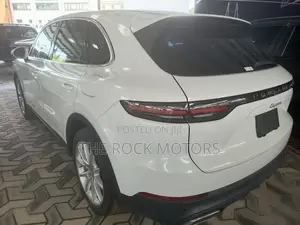 Porsche Cayenne 2019 White