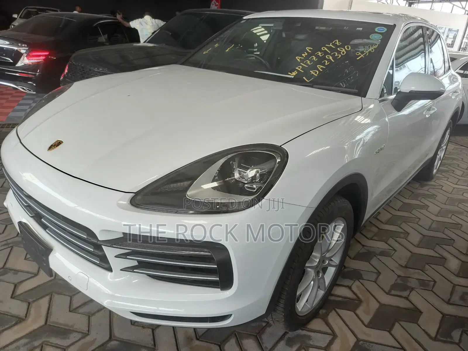 Porsche Cayenne 2019 White