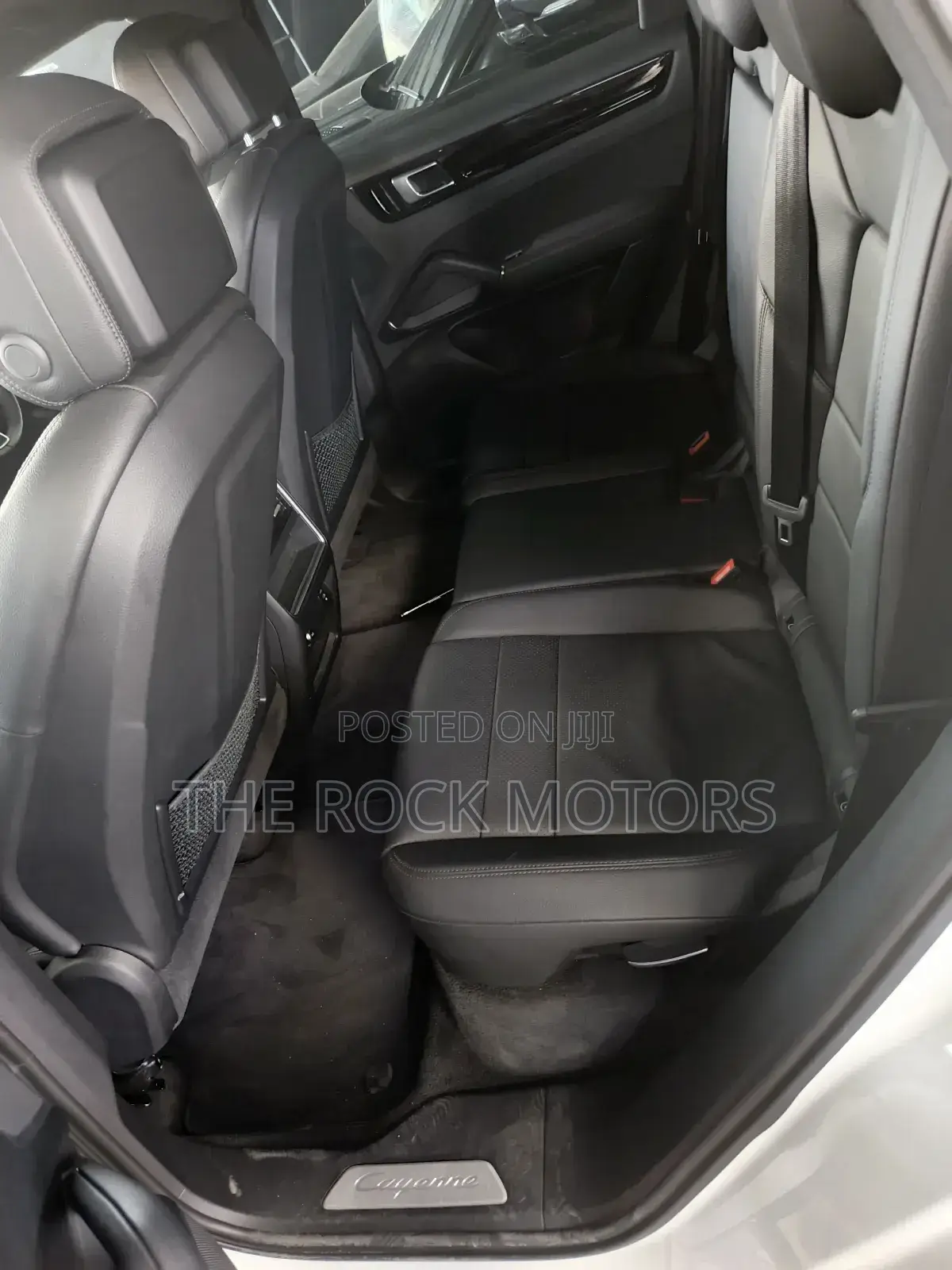 Porsche Cayenne 2019 White