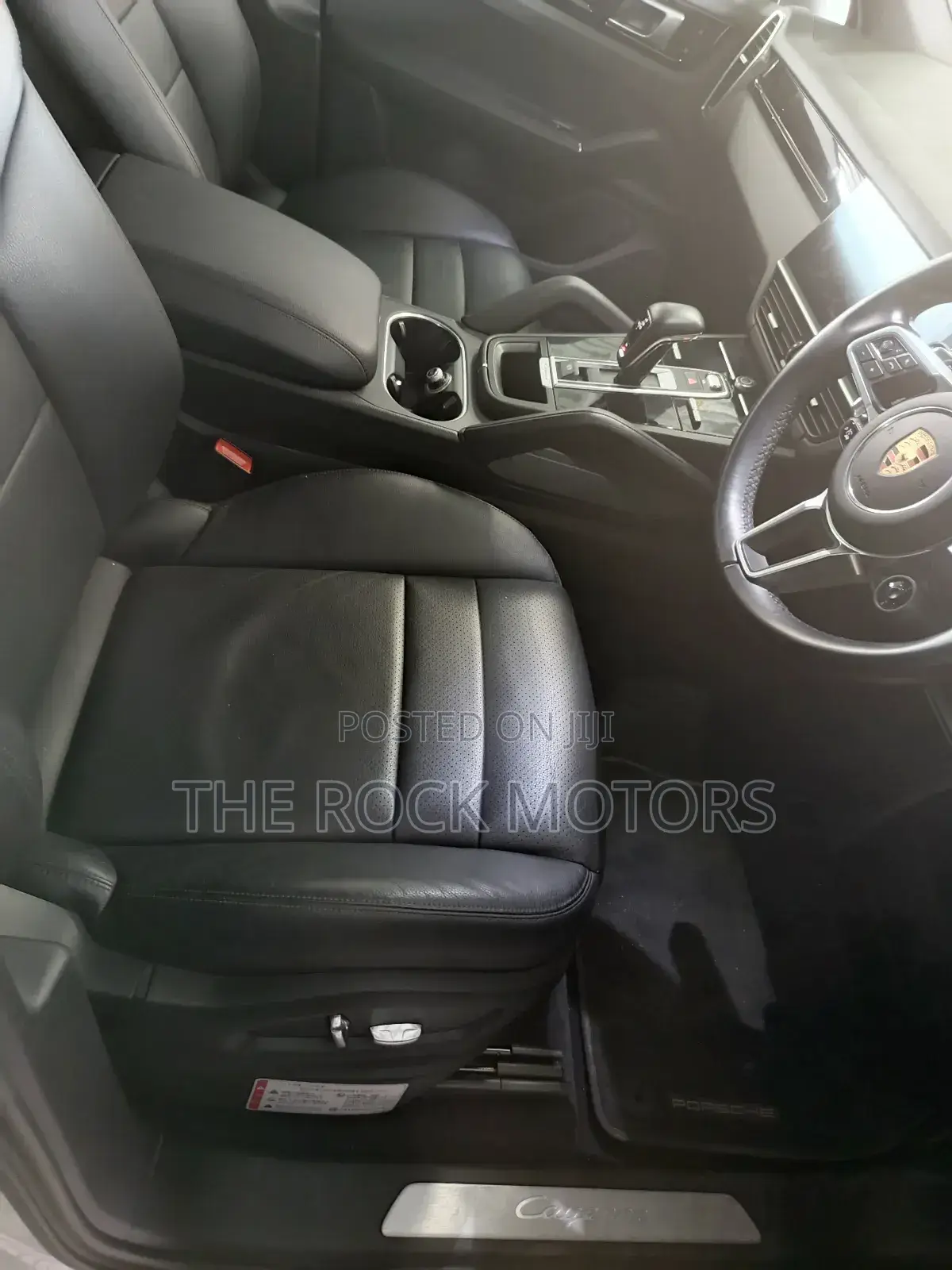 Porsche Cayenne 2019 White