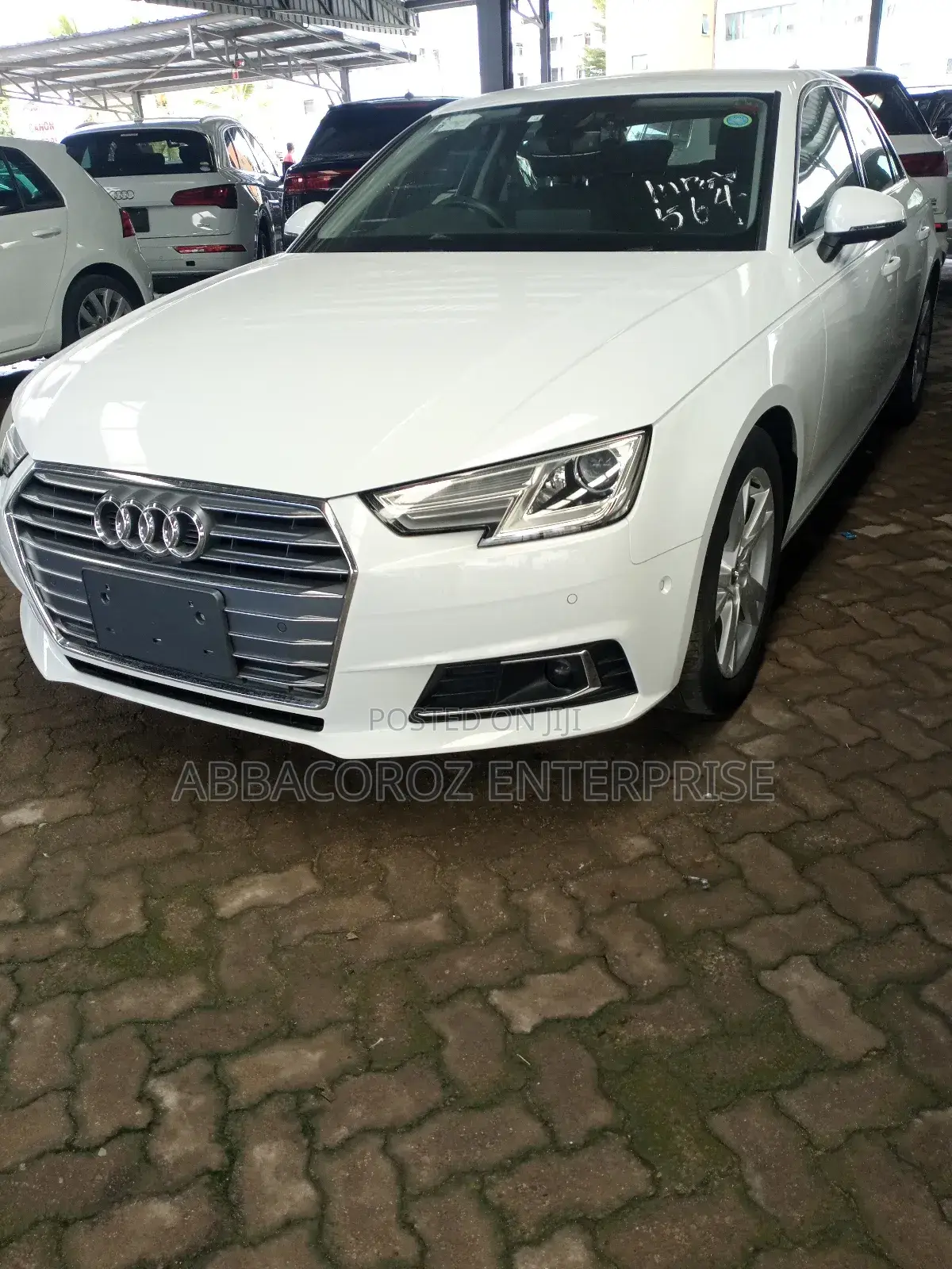 Audi A4 2.0T Tech ultra Premium FWD 2018 White