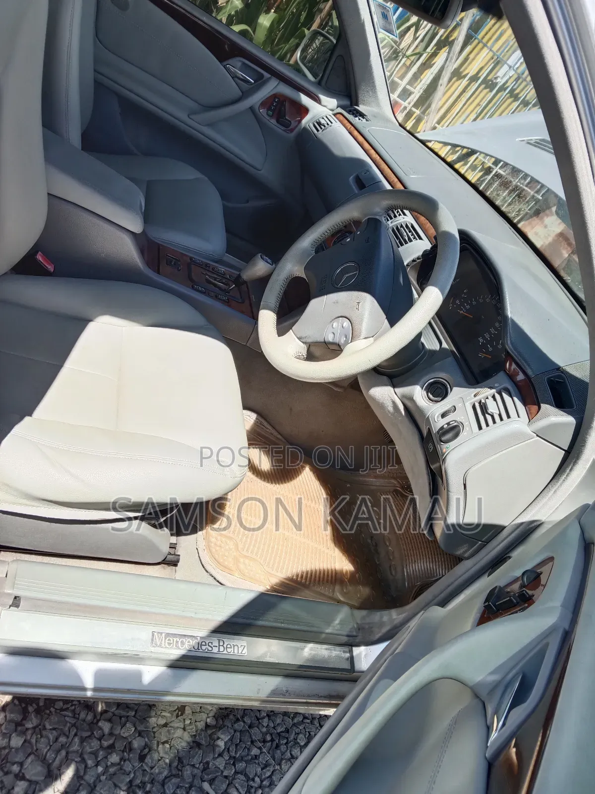 Mercedes-Benz E200 2000 Silver