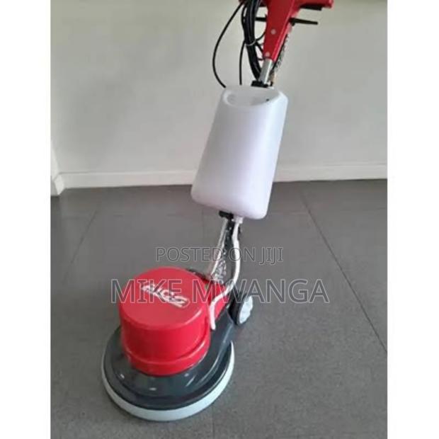 Floor Scrubbing Machine