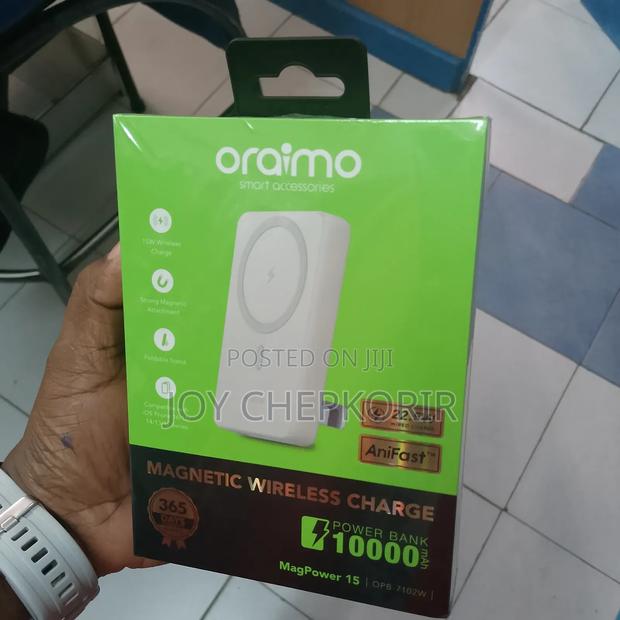 Oraimo Magpower 15 – Opb-7102w (Magnetic Wireless Charger Power Bank) - main view