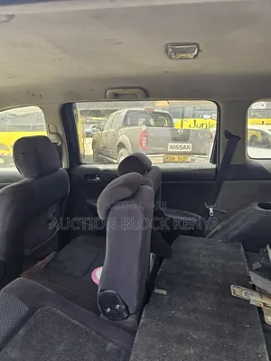 Toyota Wish 2004 Blue