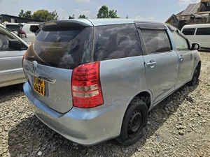 Toyota Wish 2004 Blue