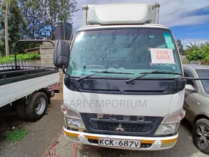 Mitsubishi Canter 2009 White