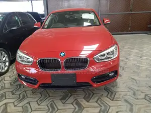 BMW 118d 2018 Red
