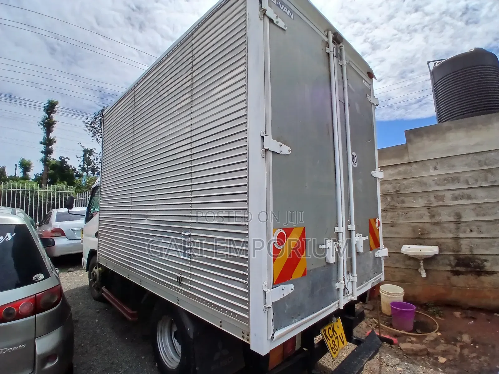 Mitsubishi Canter 2009 White