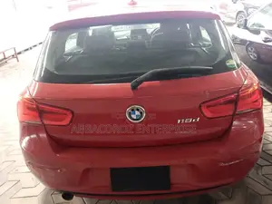 BMW 118d 2018 Red