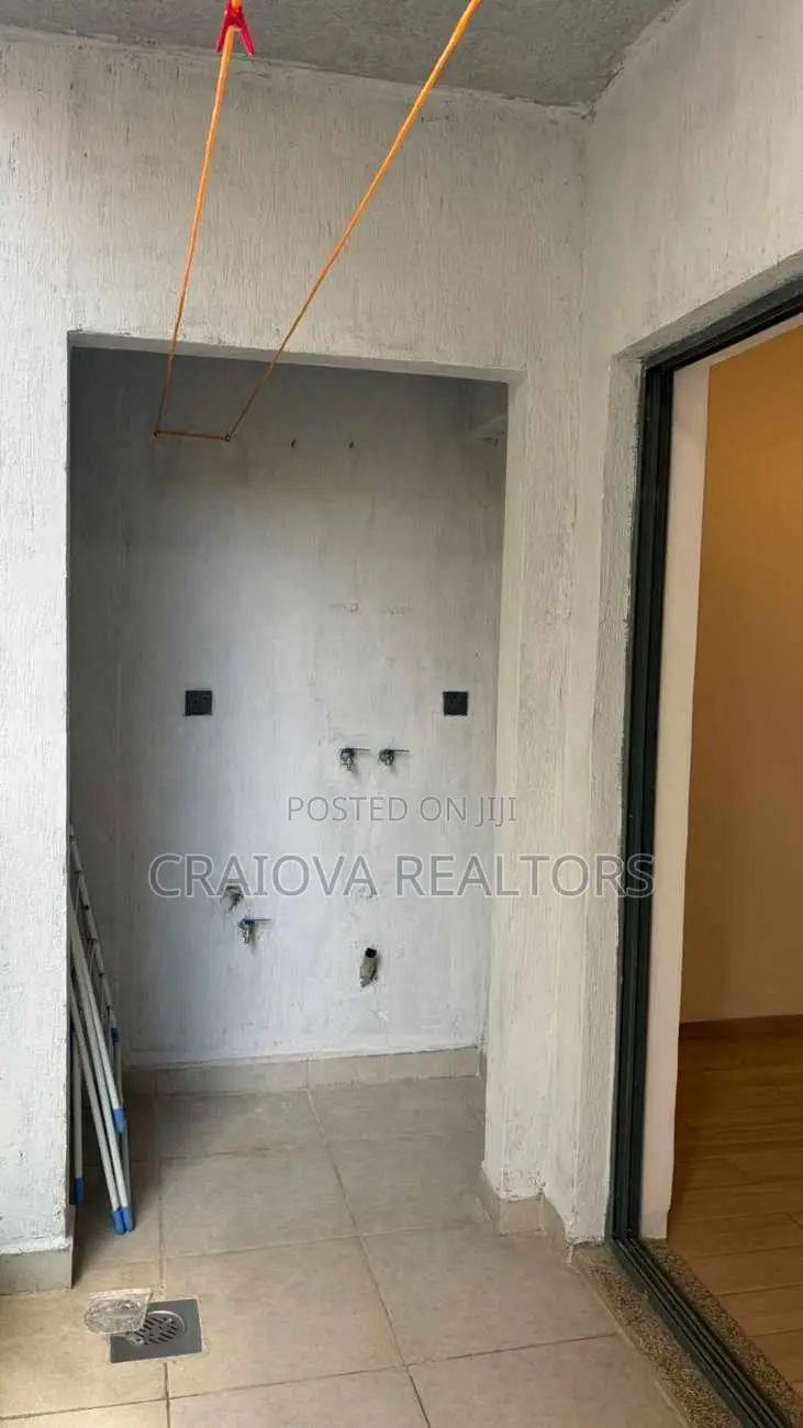 2bdrm Apartment in Valley Arcade for rent