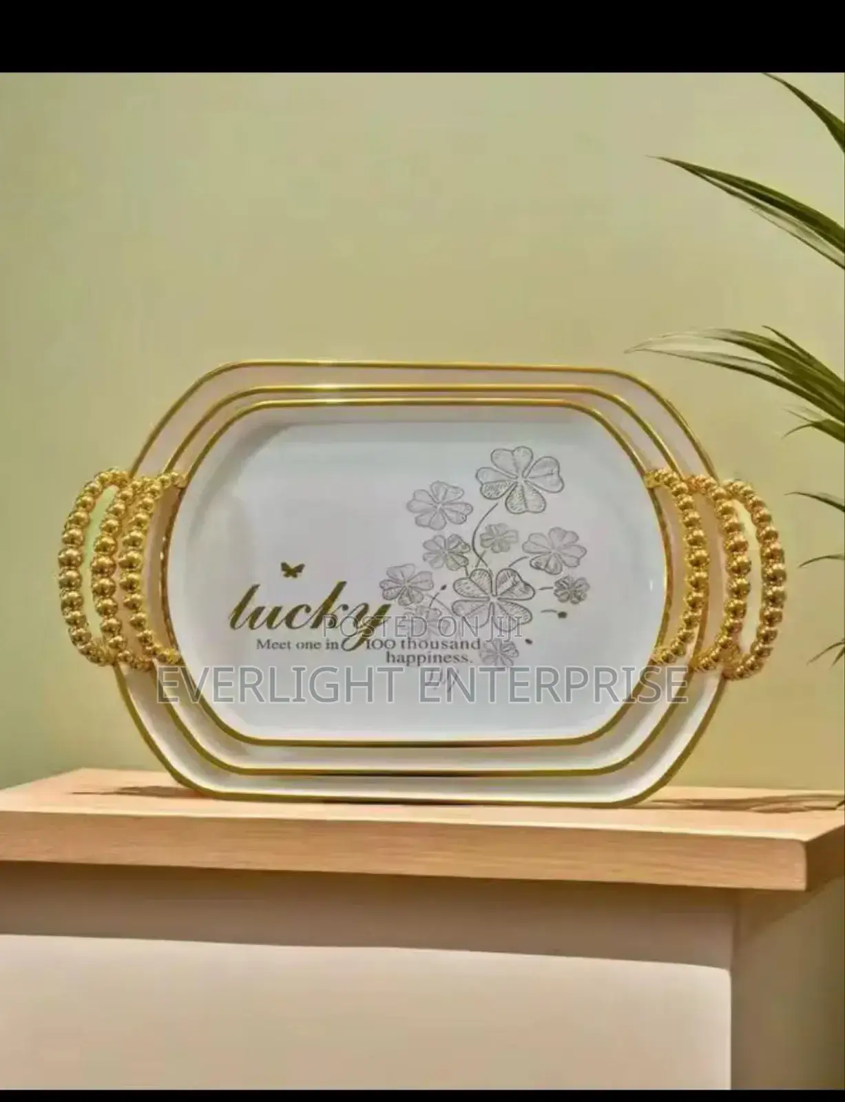 Set of 3 Acrylic Trays