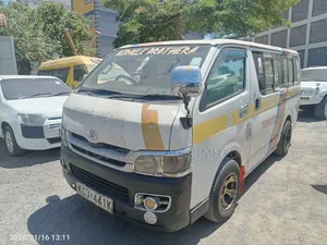 Toyota HiAce 2009 White