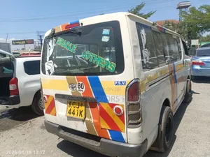 Toyota HiAce 2009 White