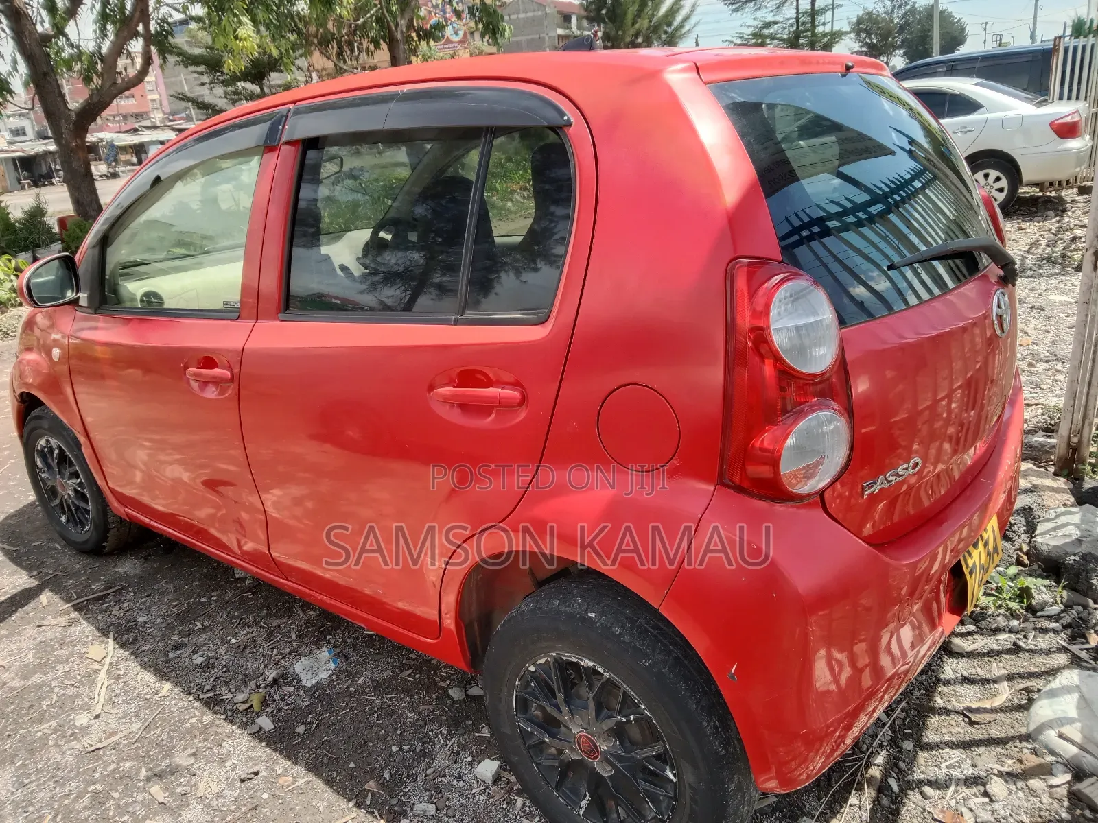 Toyota Passo 2012 Red
