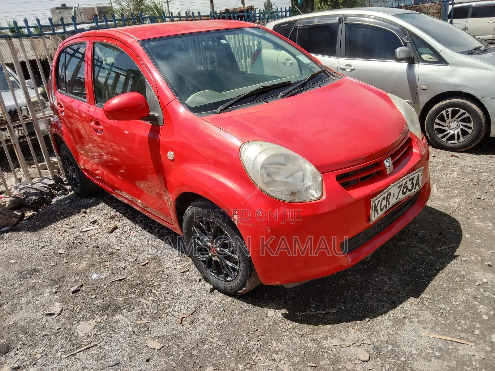 Toyota Passo 2012 Red