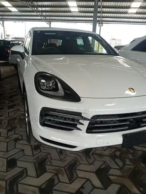 Porsche Cayenne 2019 White