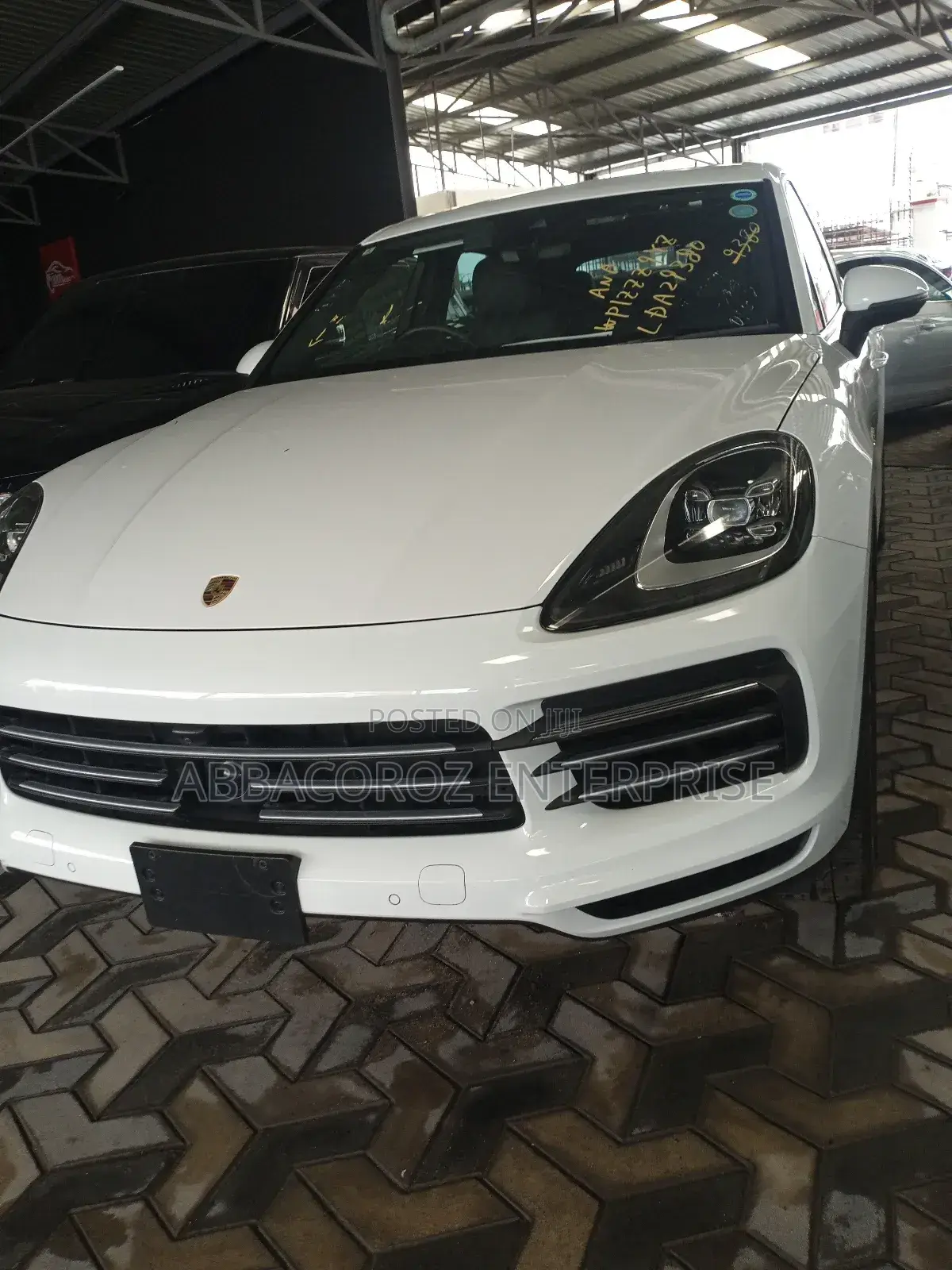 Porsche Cayenne 2019 White