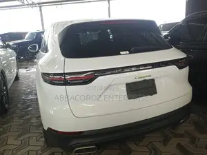 Porsche Cayenne 2019 White